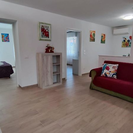 Sweet Apartment - Centre Peschiera del Garda Ngoại thất bức ảnh