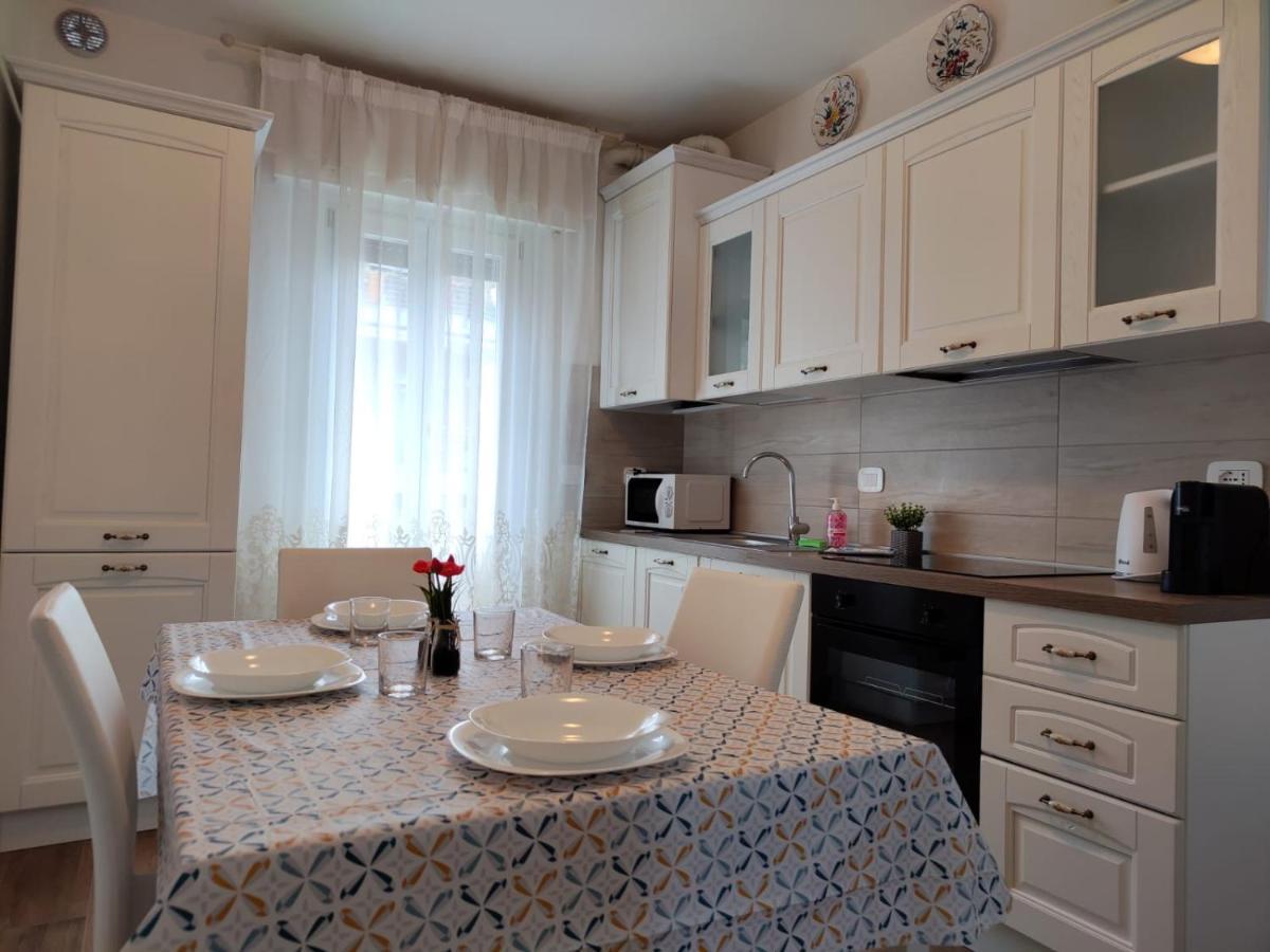 Sweet Apartment - Centre Peschiera del Garda Ngoại thất bức ảnh